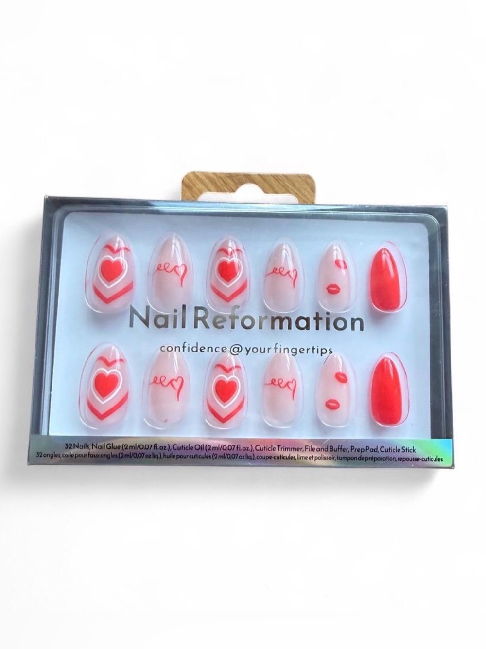 Press on heart detail nails